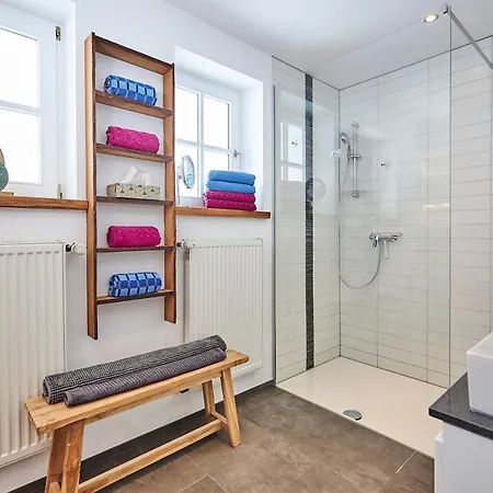 Komfortables - Traumhafte Entspannung In Purer